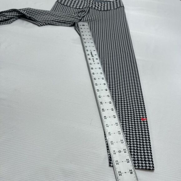Nike Dri Fit Women’s Houndstooth Leggings Size Medium - Picture 4 of 9